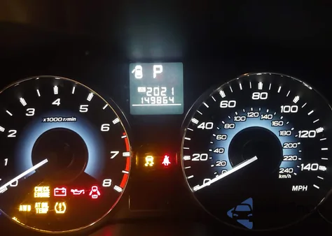 2010 Subaru Outback 2.5I Premium z USA, uszkodzony, nr VIN 4S4BRBGC8A3324738